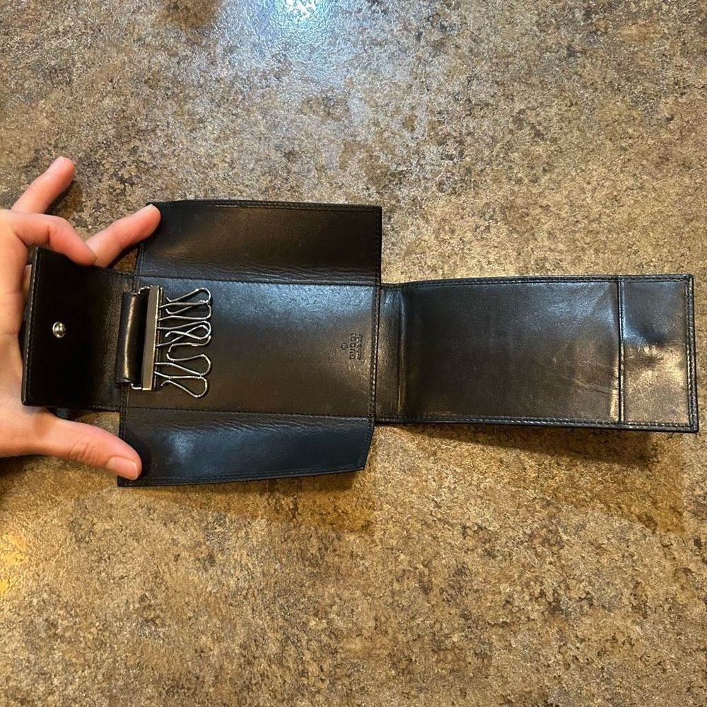 GUCCI Rare Key Case Leather Black - Picture 12 of 16